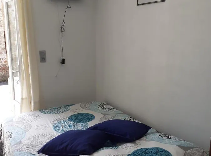 Bed & Breakfast Escale Reunionnaise Chirac (Charente)